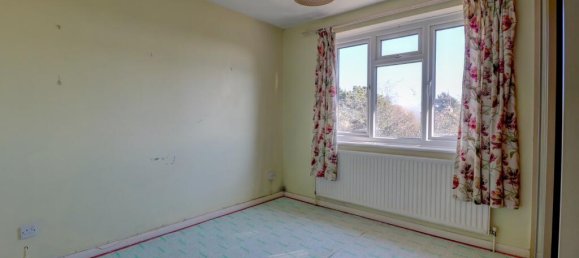 3 bedrooms House in New Romney, United Kingdom No. 10855 9