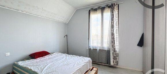 3 chambres Maison de ville à Saint-André-les-Vergers, France No. 242529 10