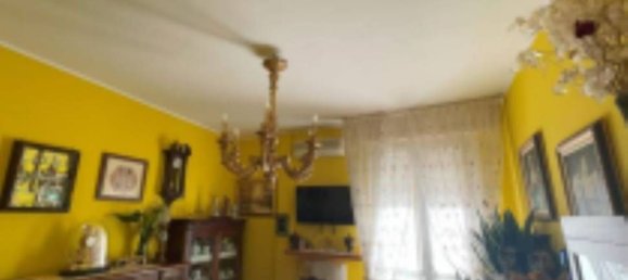 3 rooms Apartment in Casteggio, Italy No. 182897 7
