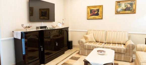 6 rooms Apartment in Naples, Italy No. 138011 9