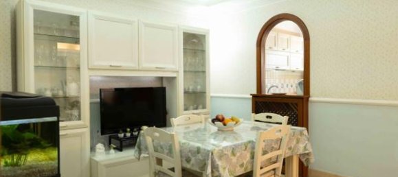 6 rooms Apartment in Naples, Italy No. 138011 16