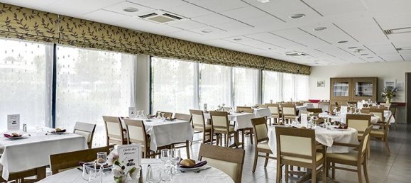 Квартира с 1 спальней в Они, Франция № 300628 4