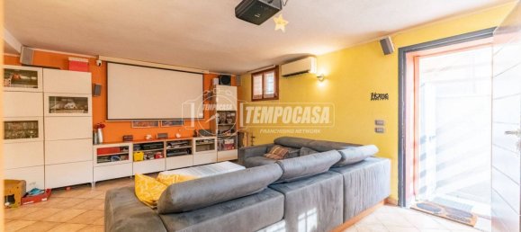 2 bedrooms Villa in Abbiategrasso, Italy No. 354562 6