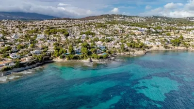 Вилла с 6 спальнями в Кальпе, Испания № 242896