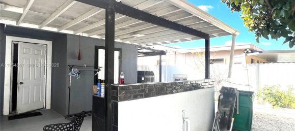 3 bedrooms Villa for sale in Miami, Miami-Dade, Florida, USA № 614392 23