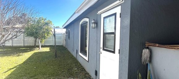 3 bedrooms Villa for sale in Miami, Miami-Dade, Florida, USA № 614392 24