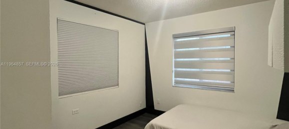 3 bedrooms Villa for sale in Miami, Miami-Dade, Florida, USA № 614392 18