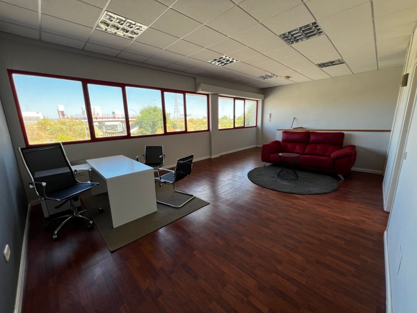 Entrepôt à Grinon, Spain 311m² No. 282693