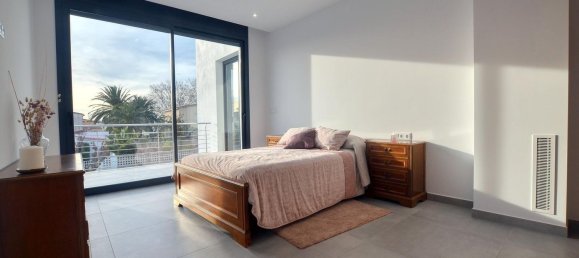 Casa T5 em Empuriabrava, Spain N.º 84547 16