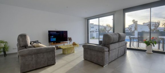 Casa T5 em Empuriabrava, Spain N.º 84547 4