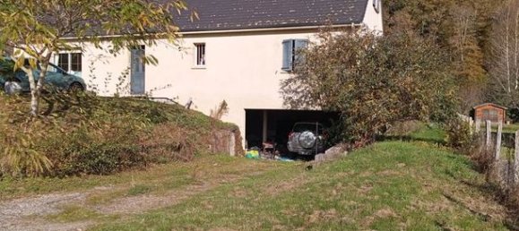 2 bedrooms House in Correze, France No. 304938 3