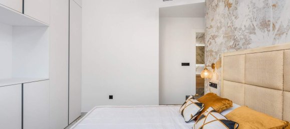 Apartamento de 3 dormitorios en Guardamar del Segura, Spain No. 12721 12