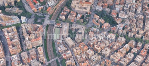 1 room Commercial property in Rome, Italy No. 294072 2