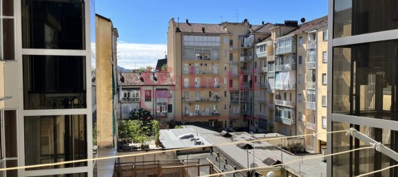 1 bedroom Apartment in Turin, Italy No. 49367 17