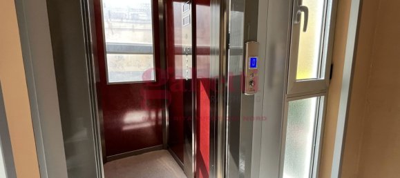 1 bedroom Apartment in Turin, Italy No. 49367 5