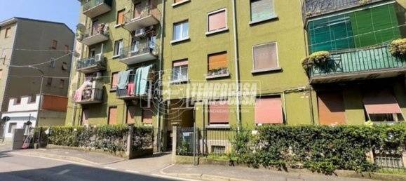 Studio in Paderno Dugnano, Italy No. 318502 13