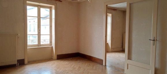 Дом с 6 спальнями в Сен-Жульен-сюр-Рессуз, Франция № 290878 8