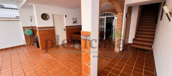 4 Schlafzimmer Haus in Huelva, Spain, Nr. 187838 3