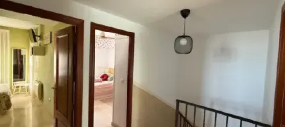 4 bedrooms House in Cordoba, Spain No. 142941 4