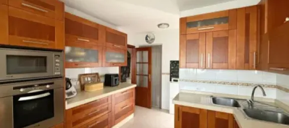 4 bedrooms House in Cordoba, Spain No. 142941 2