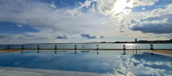 3 bedrooms Apartment in Limassol, Cyprus No. 1531 2