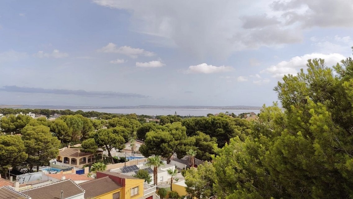 Casa de 6 dormitorios en Torrevieja, Spain No. 286284