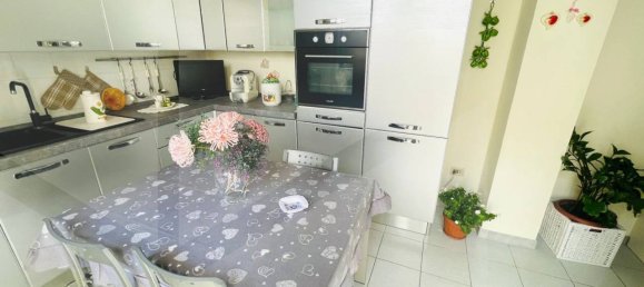 5 rooms House in Valenzano, Italy No. 26630 13