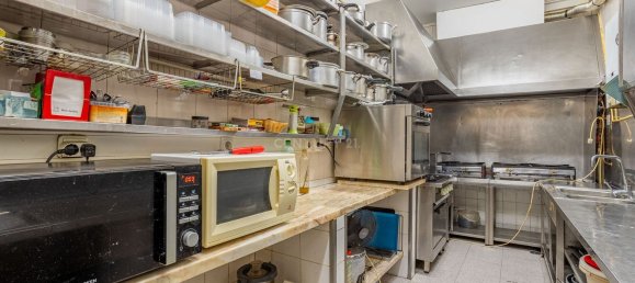 Коммерческая недвижимость 157м² в Лориш, Португалия № 180759 8