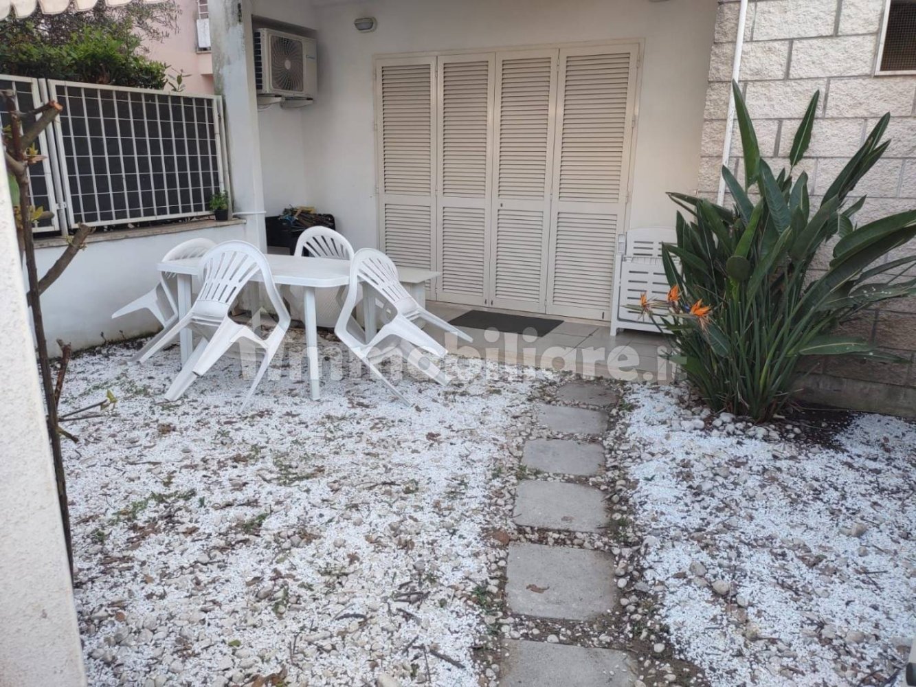 Apartamento de 2 dormitorios en Fiumicino, Italy No. 47080