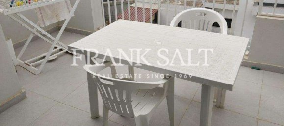 3 bedrooms Penthouse in Gzira, Malta No. 7033 2