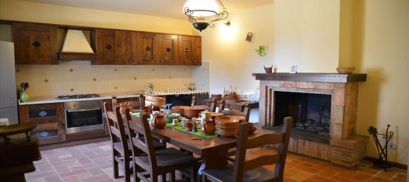 3 rooms House in Orvieto, Italy No. 47389 9