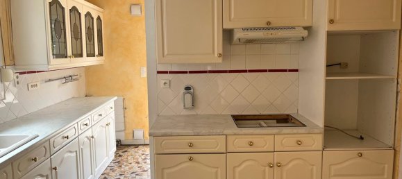 Villa de 5 divisões em Poix-de-Picardie, France N.º 330256 4