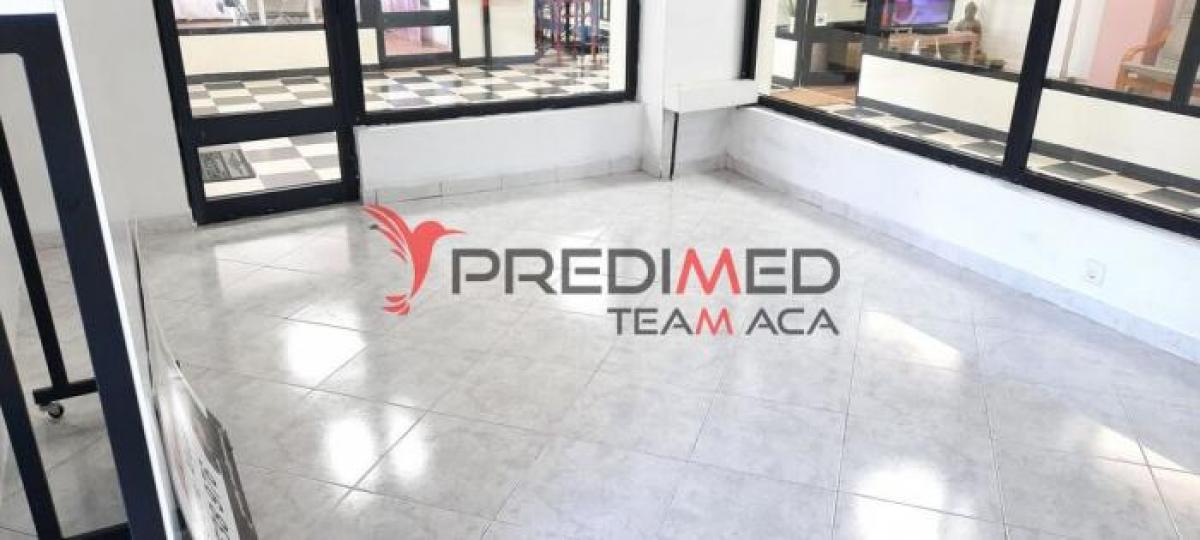 42m² Shop in Seixal, Portugal No. 1935