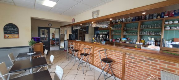 Propiedad comercial en Macquigny, France 2646 m² No. 239772 2