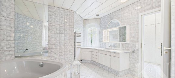 Таунхаус с 10 комнатами в Саарбрюккен, Германия № 351883 24