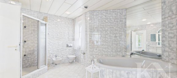 Таунхаус с 10 комнатами в Саарбрюккен, Германия № 351883 23