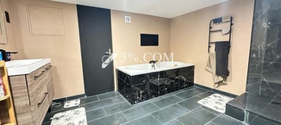 3 bedrooms House in Outreau, France No. 315861 5