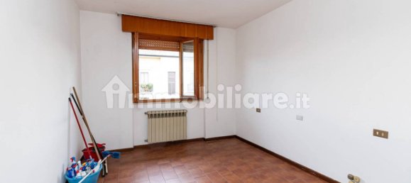 6 bedrooms Villa in Rodano, Italy No. 209328 24