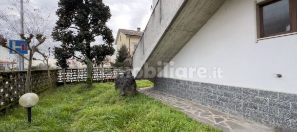 6 bedrooms Villa in Rodano, Italy No. 209328 11