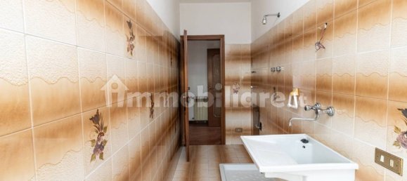 6 bedrooms Villa in Rodano, Italy No. 209328 42