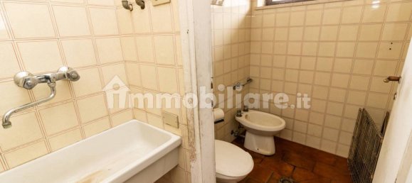 6 bedrooms Villa in Rodano, Italy No. 209328 44