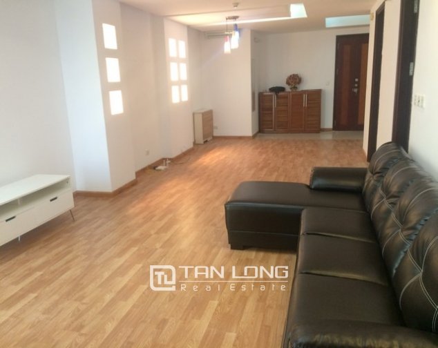 3 bedrooms Apartment in Tay Ho, Vietnam No. 1310