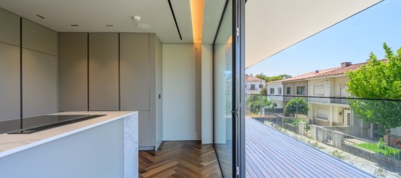 4 bedrooms Duplex in Porto, Portugal No. 121160 4