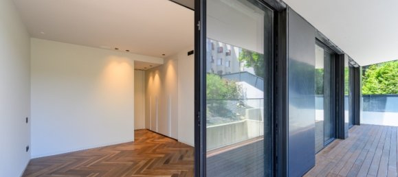 4 bedrooms Duplex in Porto, Portugal No. 121160 14