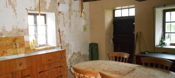 1 bedroom Commercial property in Saint-Germain-de-Coulamer, France No. 1996 3