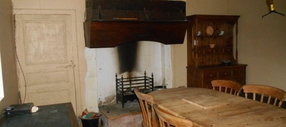 1 bedroom Commercial property in Saint-Germain-de-Coulamer, France No. 1996 2