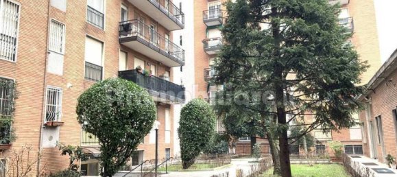 Studio in Milan, Italy No. 355061 8