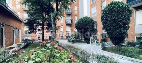 Studio in Milan, Italy No. 355061 11