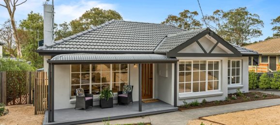 6 bedrooms House in Eltham, Australia No. 245 23