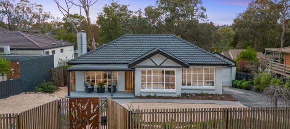 6 bedrooms House in Eltham, Australia No. 245 29